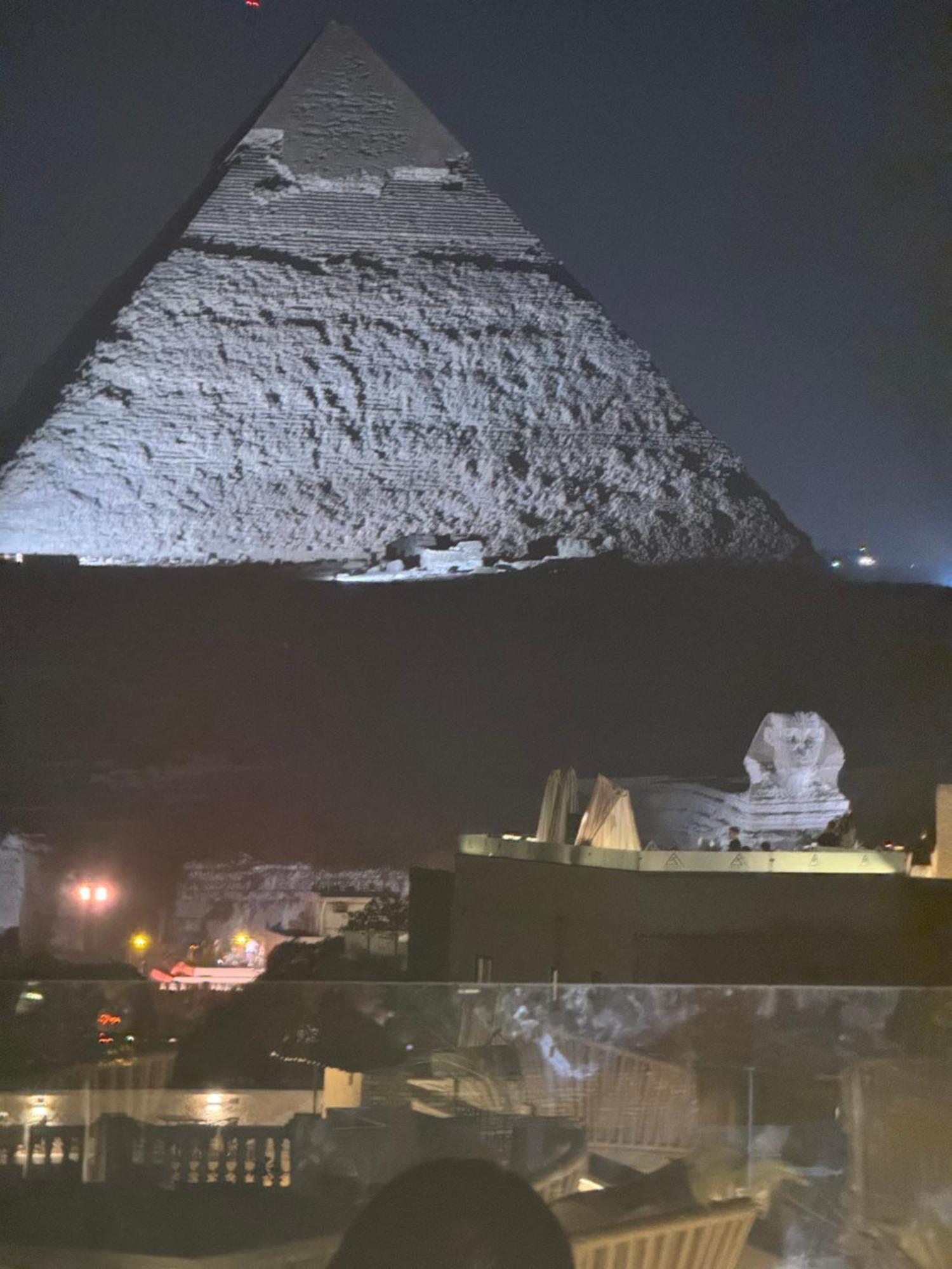 Pyramids And Sphinx Magic Hotel