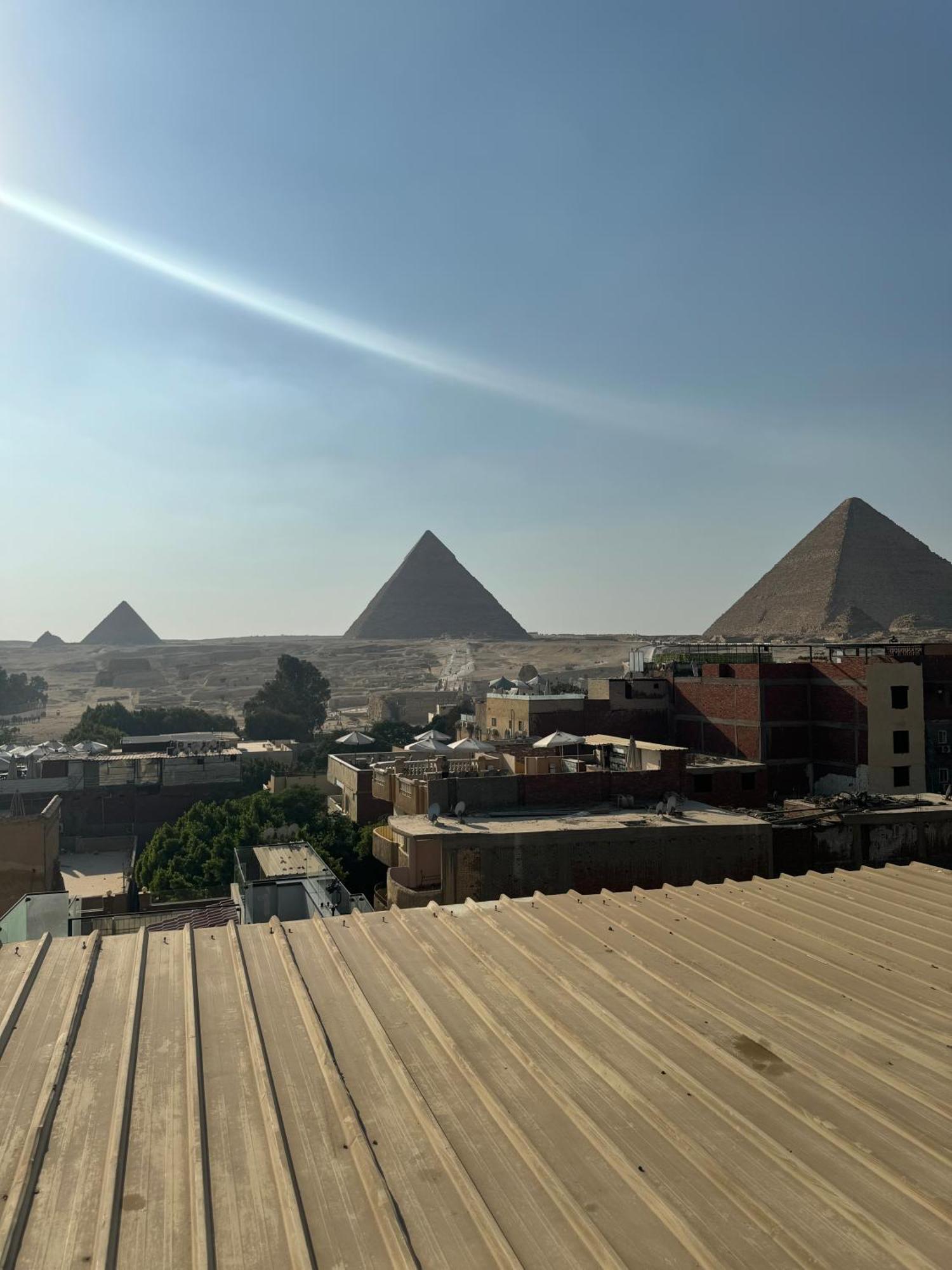 Pyramids And Sphinx Magic Hotel 2*