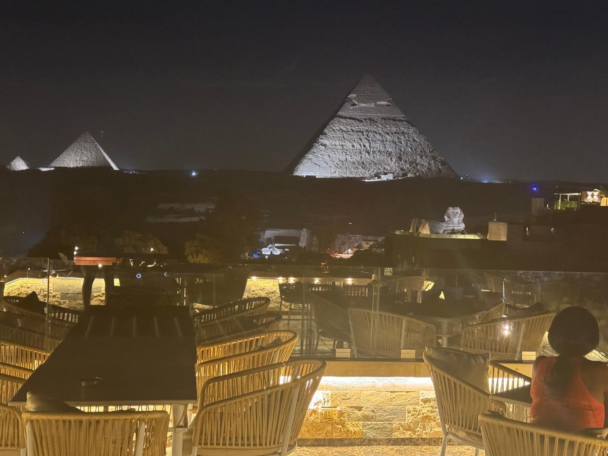 Pyramids And Sphinx Magic Hotel 2*