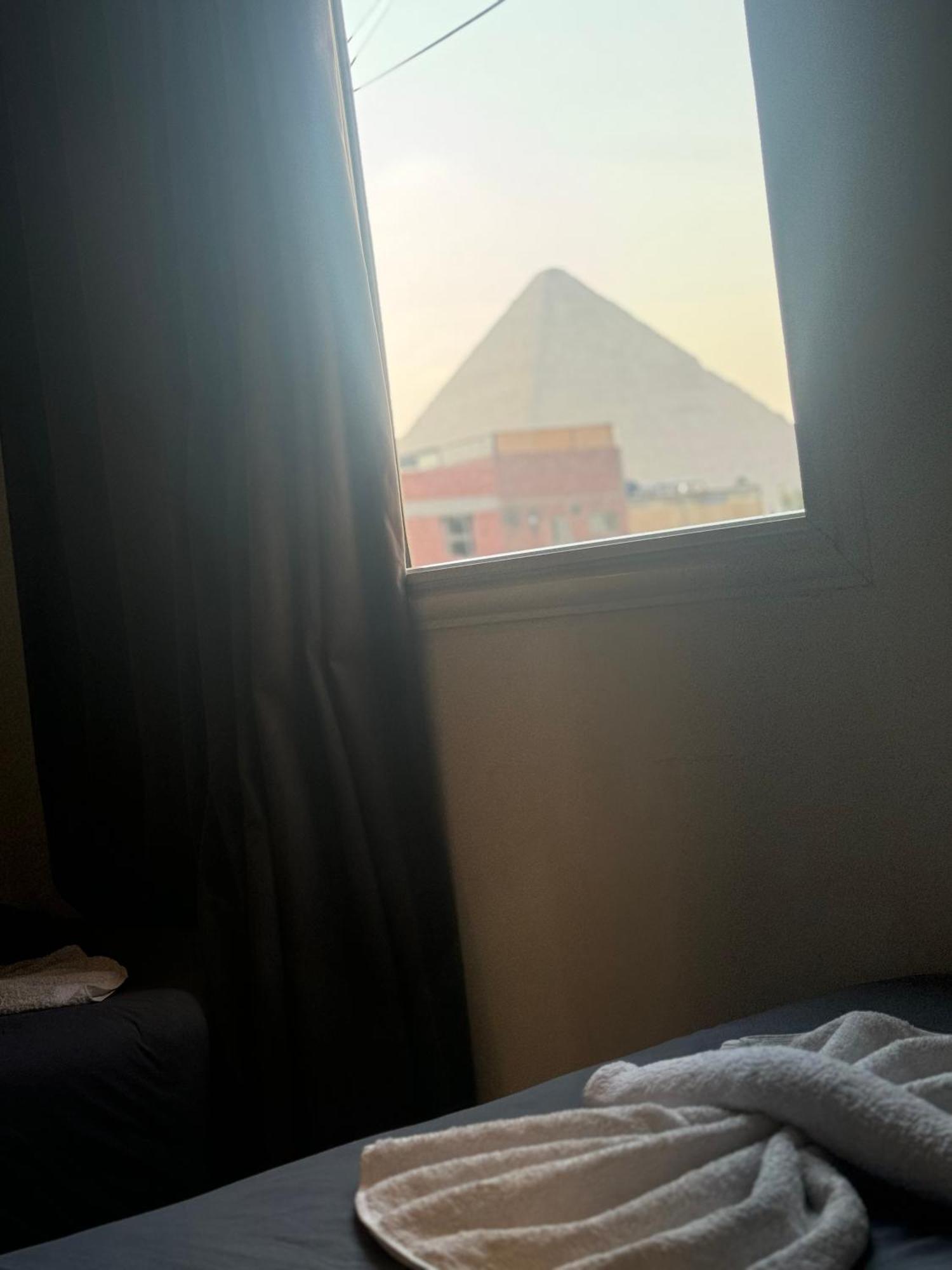 Pyramids And Sphinx Magic Hotel 2*