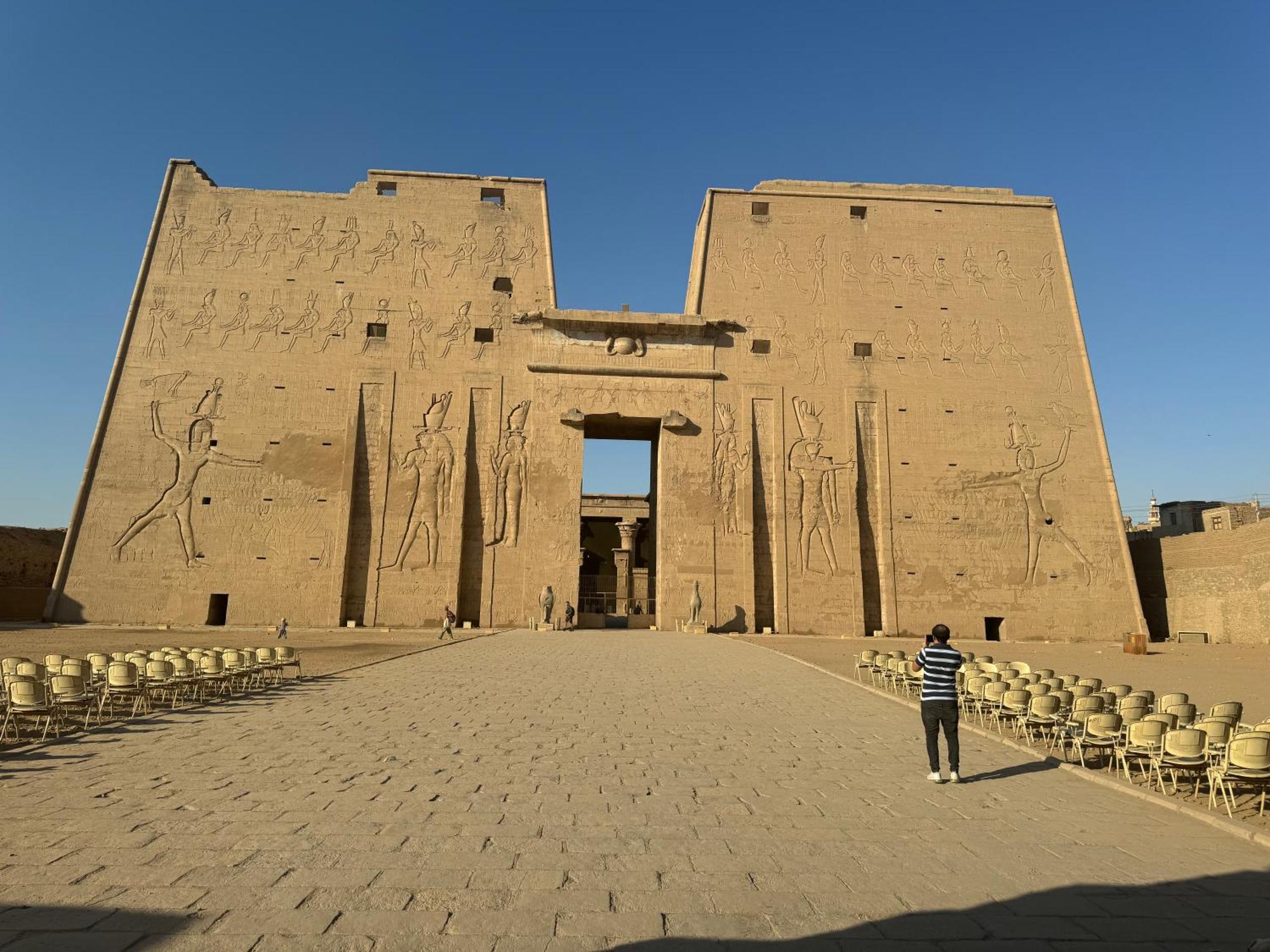 Hotel Pyramids And Sphinx Magic